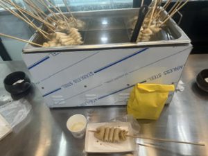 いつものソウル駅のおでん このおでんから韓国旅行が始まります